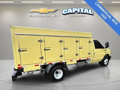 2022 Ford E-450SD Base DRW