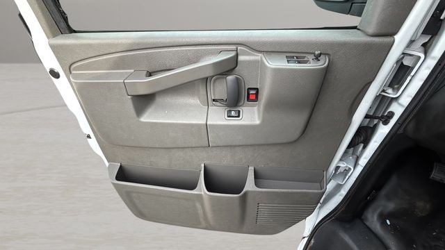 2022 Chevrolet Express 3500 LS Passenger