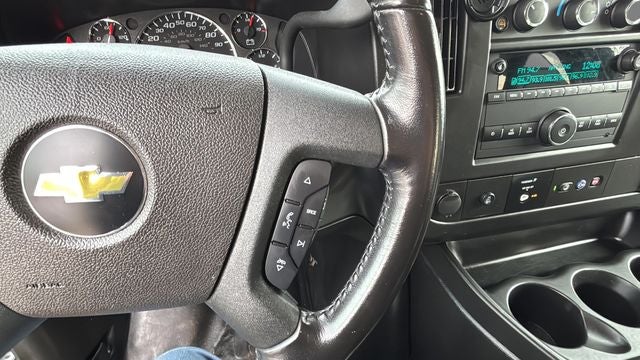 2022 Chevrolet Express 3500 LS Passenger