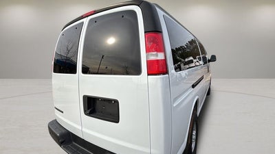 2022 Chevrolet Express 3500 LS Passenger