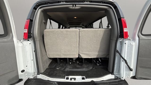 2023 Chevrolet Express 3500 LS Passenger