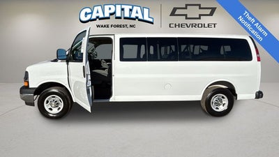 2025 Chevrolet Express 3500 LT Passenger
