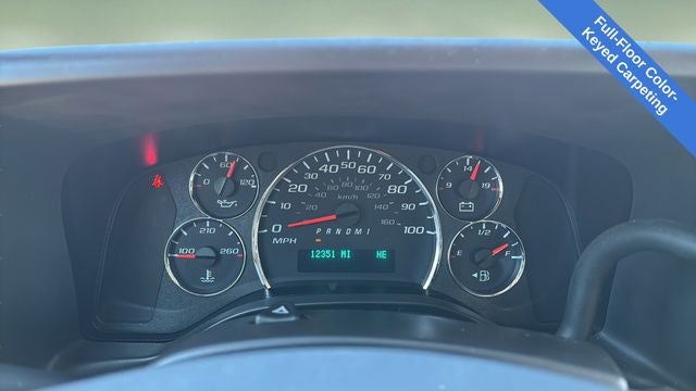 2025 Chevrolet Express 3500 LT Passenger