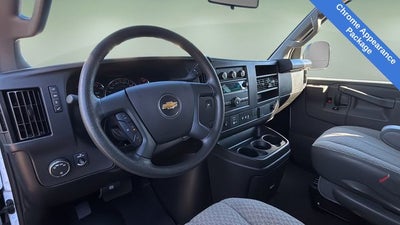 2025 Chevrolet Express 3500 LT Passenger