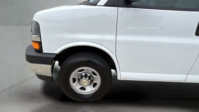 2024 Chevrolet Express 3500 LT Passenger