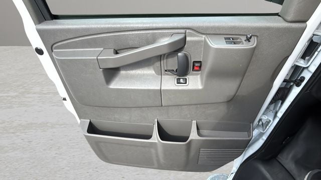 2024 Chevrolet Express 2500 Work Van Cargo