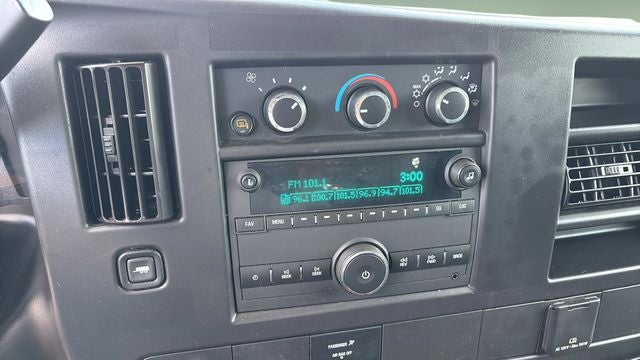 2024 Chevrolet Express 2500 Work Van Cargo