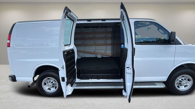 2024 Chevrolet Express 2500 Work Van Cargo