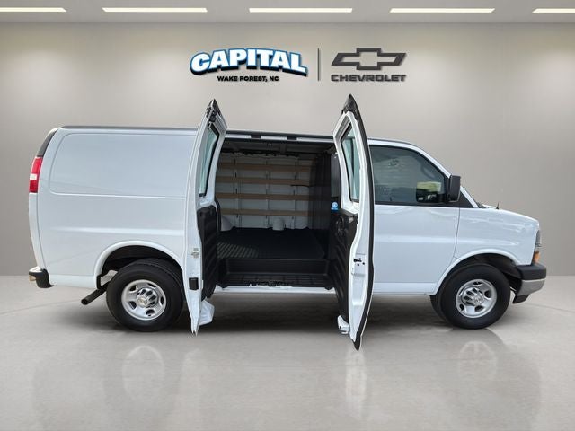 2024 Chevrolet Express 2500 Work Van Cargo
