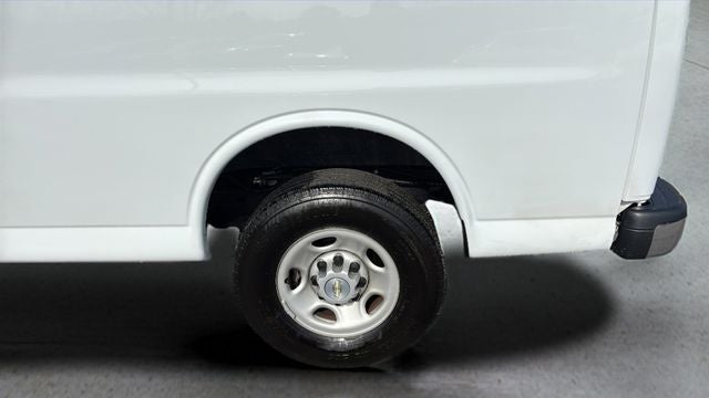 2024 Chevrolet Express 2500 Work Van Cargo