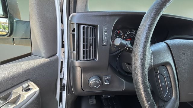 2024 Chevrolet Express 2500 Work Van Cargo