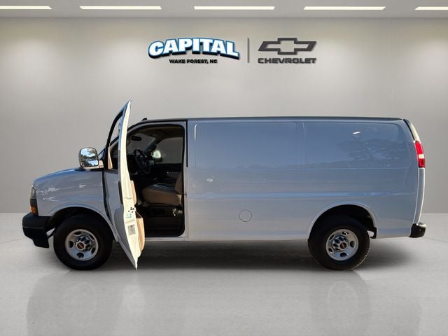 2023 GMC Savana 2500 Work Van Cargo Van
