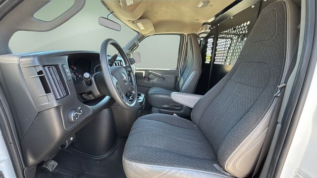 2024 GMC Savana 2500 Work Van