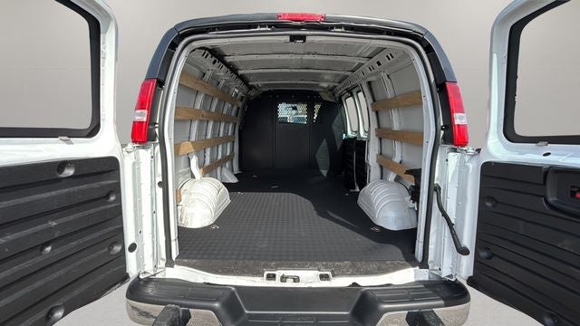 2024 GMC Savana 2500 Work Van