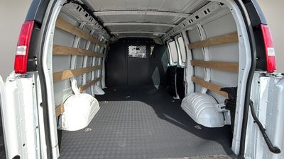 2024 GMC Savana 2500 Work Van
