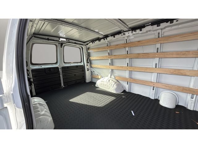 2024 GMC Savana 2500 Work Van
