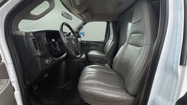 2023 GMC Savana 2500 Work Van Cargo