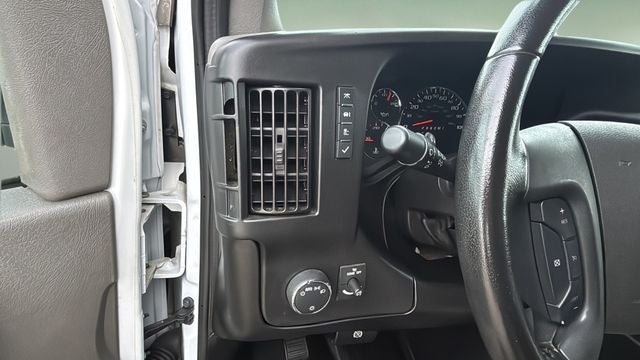 2023 GMC Savana 2500 Work Van Cargo