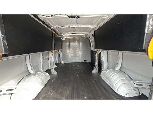 2023 GMC Savana 2500 Work Van Cargo