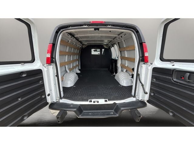 2024 GMC Savana 2500 Work Van