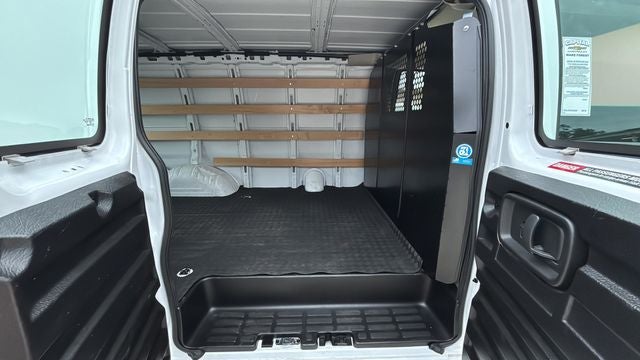 2024 GMC Savana 2500 Work Van