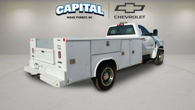 2019 Chevrolet Silverado 5500HD Work Truck Service Body