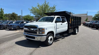 2023 Chevrolet Silverado 5500HD Work Truck 12' Landscape Dump