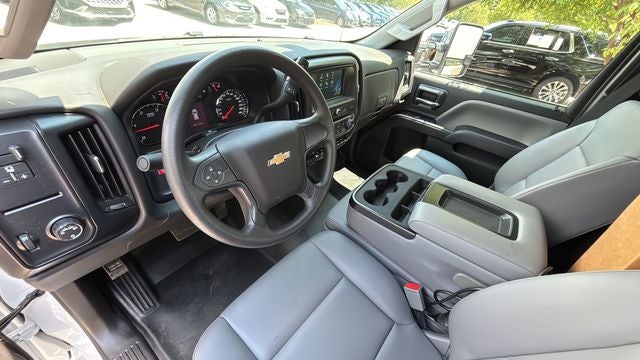 2023 Chevrolet Silverado 5500HD Work Truck
