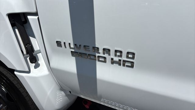 2023 Chevrolet Silverado 5500HD Work Truck