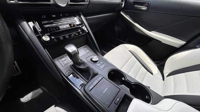 2022 Lexus IS 350 F SPORT