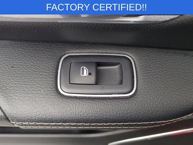 2019 RAM 1500 Laramie Crew Cab 4x4 5'7' Box