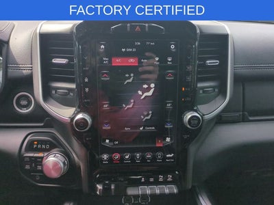 2020 RAM 1500 Laramie Crew Cab 4x4 5'7' Box