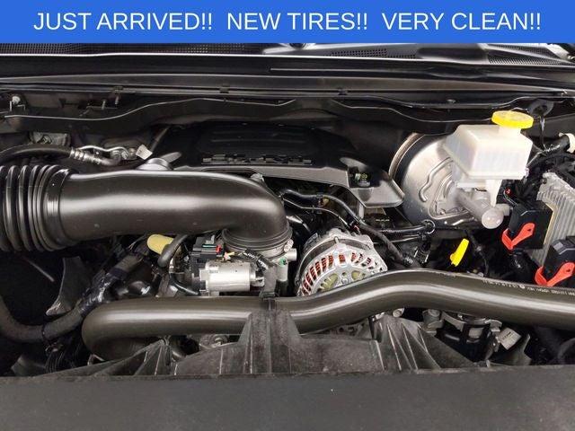 2019 RAM 1500 Laramie Crew Cab 4x4 5'7' Box