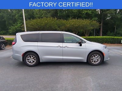 2024 Chrysler Pacifica Touring L