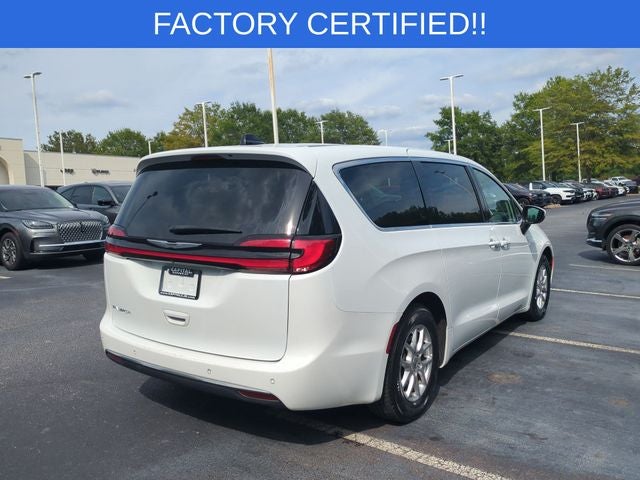 2023 Chrysler Pacifica Touring L