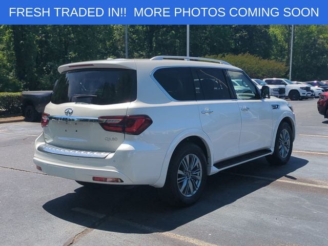 2023 INFINITI QX80 LUXE