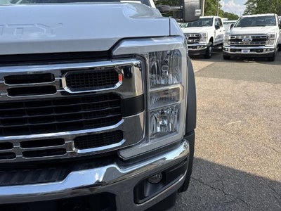 2025 Ford Chassis Cab F-450® XL