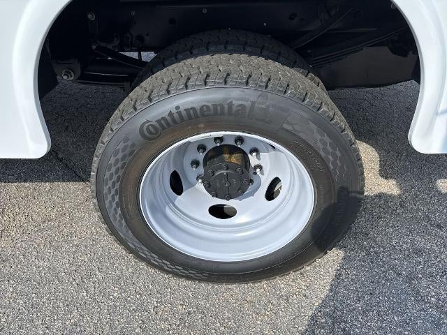 2025 Ford Chassis Cab F-450® XL