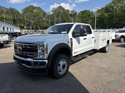2025 Ford Chassis Cab F-450® XL