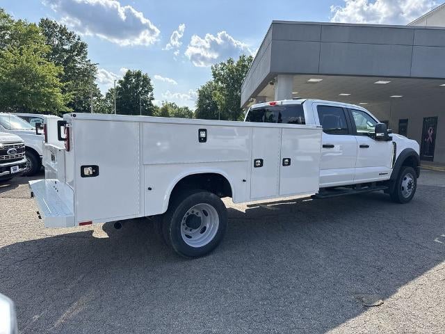 2025 Ford Chassis Cab F-450® XL