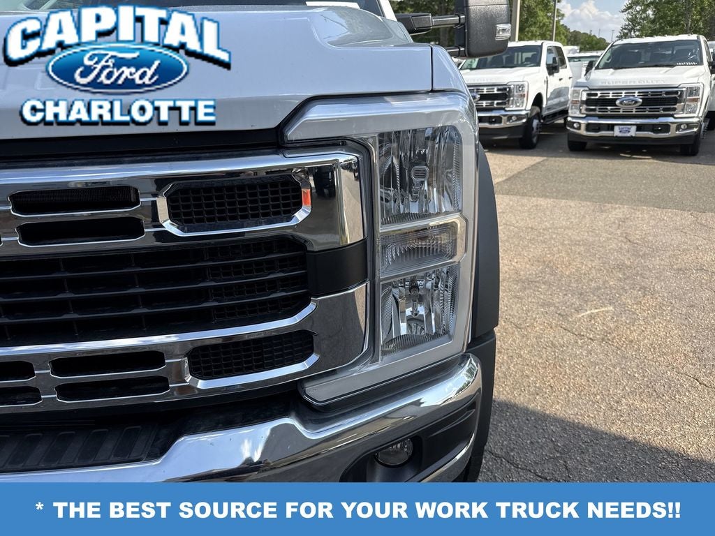 2025 Ford Chassis Cab F-450® XL