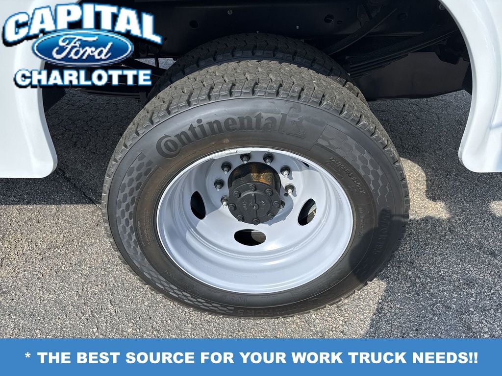 2025 Ford Chassis Cab F-450® XL