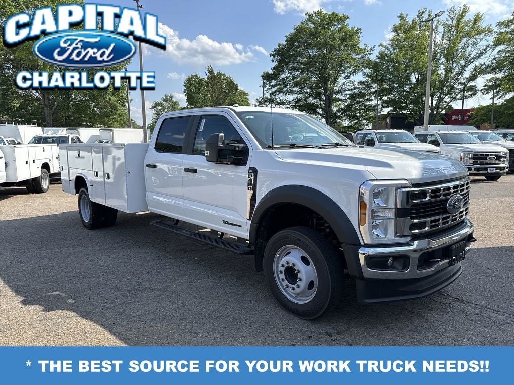 2025 Ford Chassis Cab F-450® XL