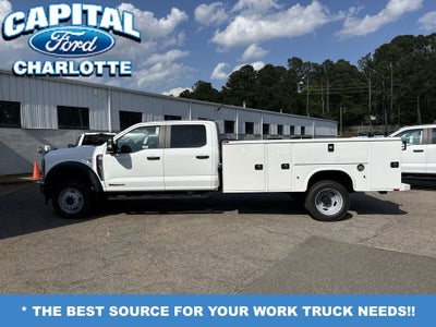 2025 Ford Chassis Cab F-450® XL