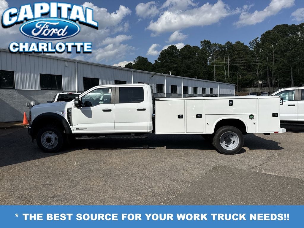 2025 Ford Chassis Cab F-450® XL
