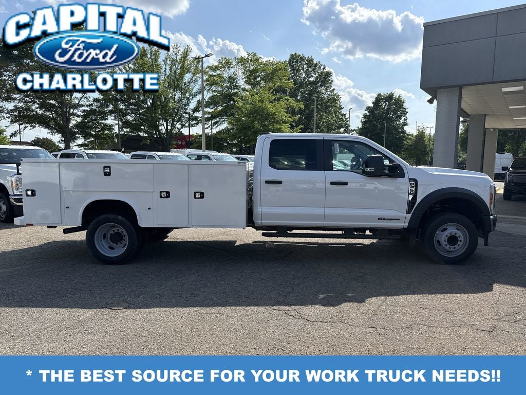 2025 Ford Chassis Cab F-450® XL