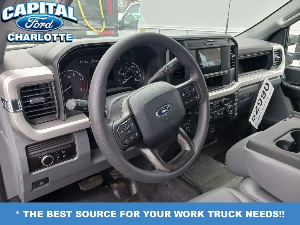 2025 Ford Chassis Cab F-550® XL