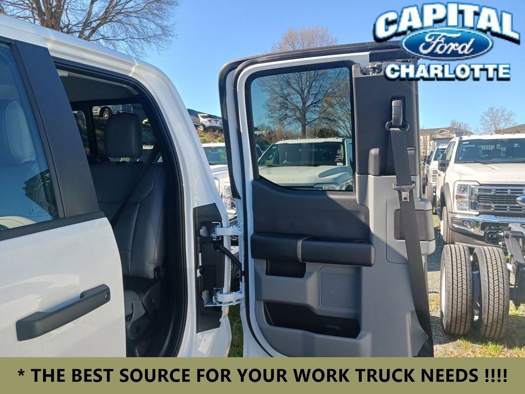 2024 Ford Chassis Cab F-550® XL