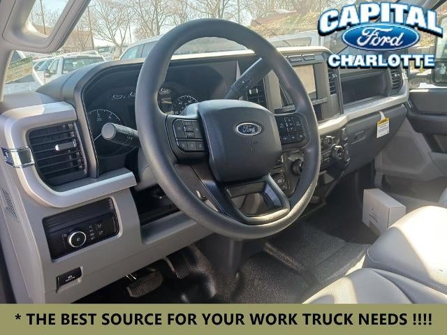 2024 Ford Chassis Cab F-550® XL