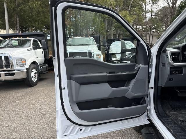 2026 Ford Chassis Cab F-350® XL